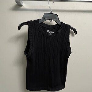 Black HippeRose Medium sleeveless top - this would also fit a small more